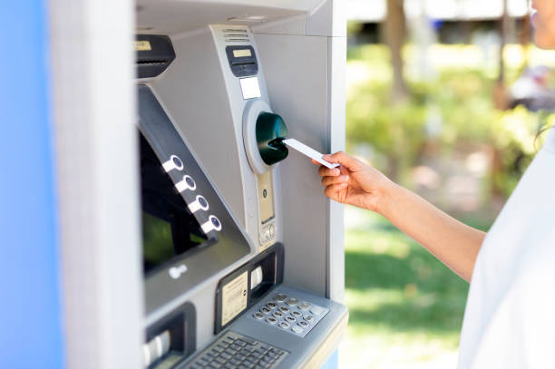 Bancomat con tecnologia avanzata